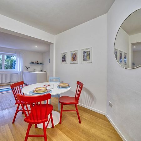 Centrally Located Apartment With Parking Space Caldaro Exterior photo